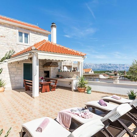 Luxurious Villa In Selca With Pool Exteriör bild